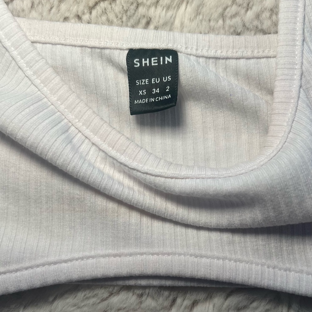 White Ribbed Cropped Top - Picture 3 of 3